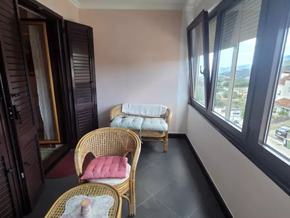 3-bedroom Apartment In Jušići, Croatia (160 M²)