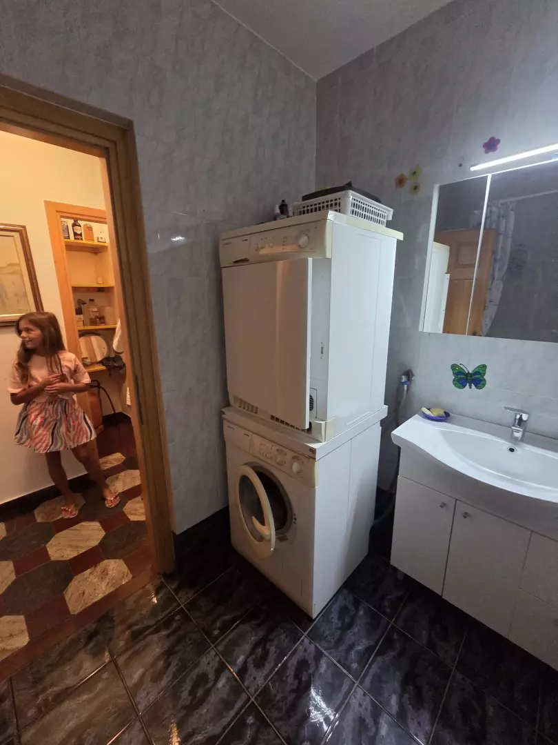 3-bedroom Apartment In Jušići, Croatia (160 M²)