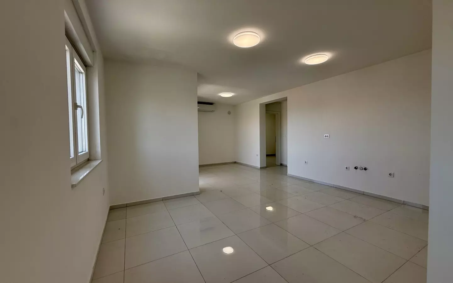 3-bedroom Apartment In Crikvenica, Croatia (123 M²)