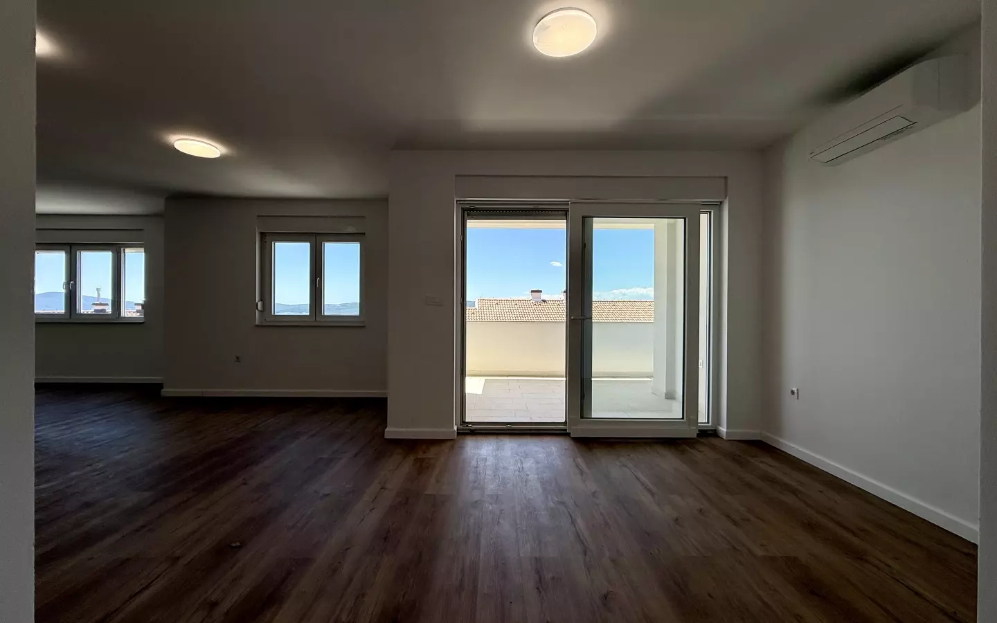 3-bedroom Apartment In Crikvenica, Croatia (123 M²)
