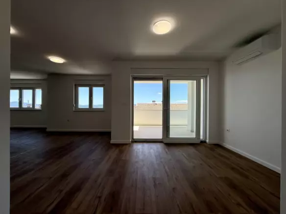 3-bedroom Apartment In Crikvenica, Croatia (123 M²)