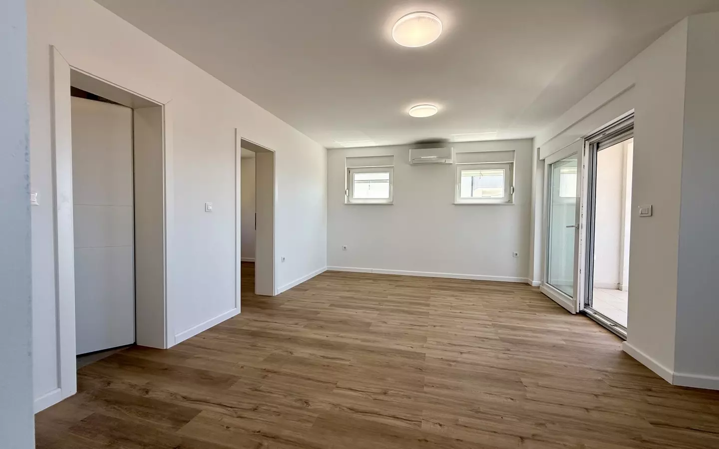 3-bedroom Apartment In Crikvenica, Croatia (123 M²)