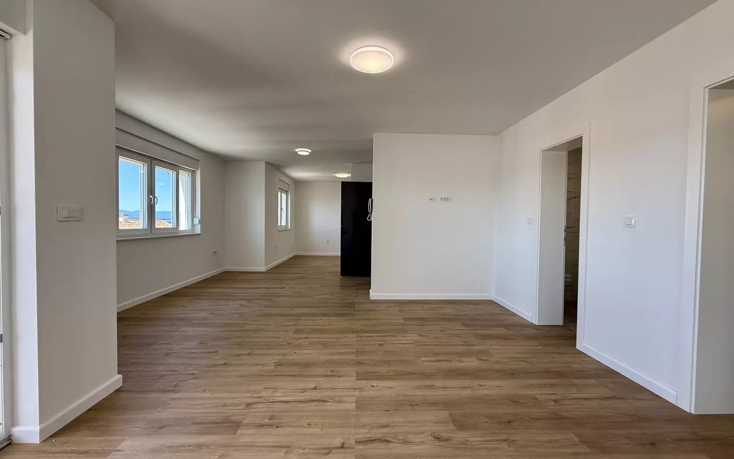 3-bedroom Apartment In Crikvenica, Croatia (123 M²)