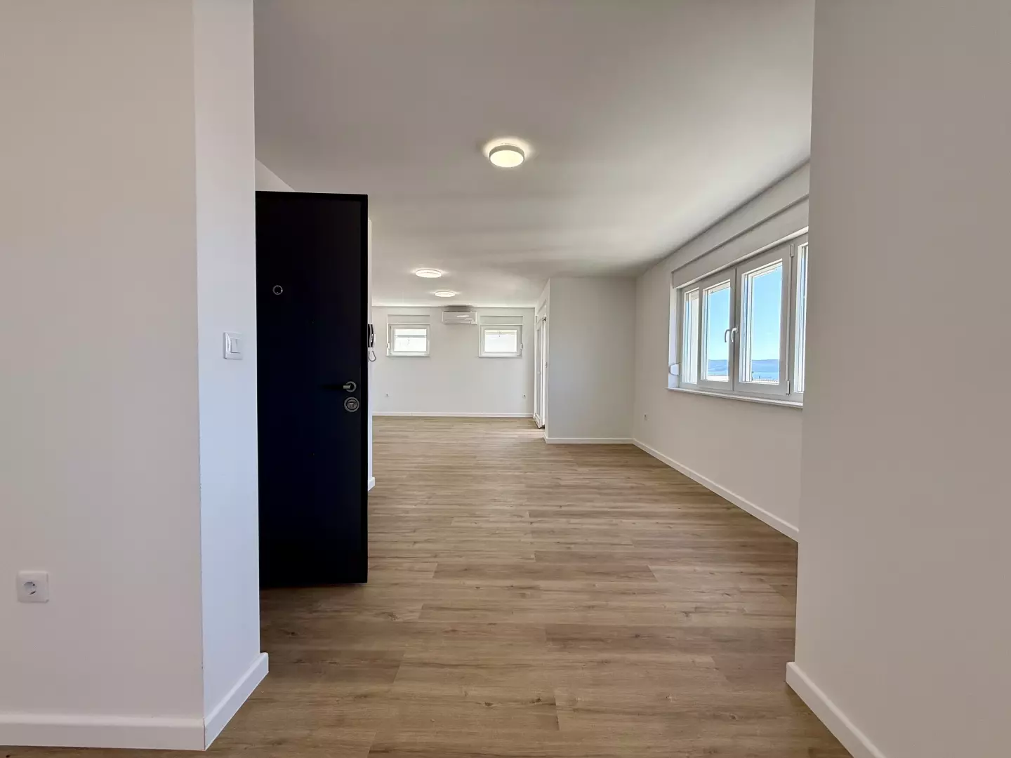 3-bedroom Apartment In Crikvenica, Croatia (123 M²)