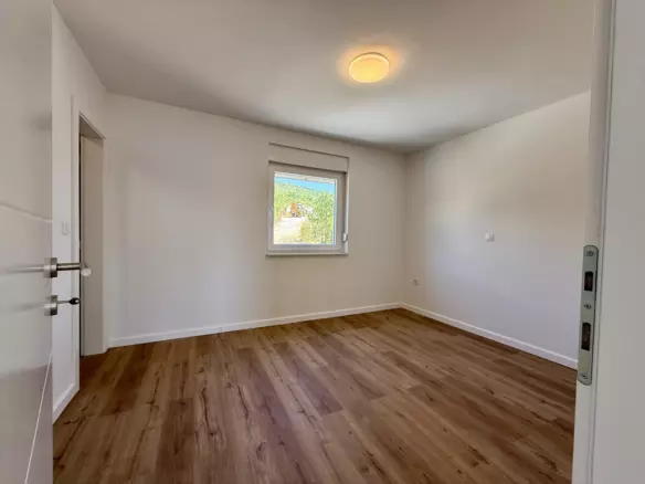 3-bedroom Apartment In Crikvenica, Croatia (123 M²)