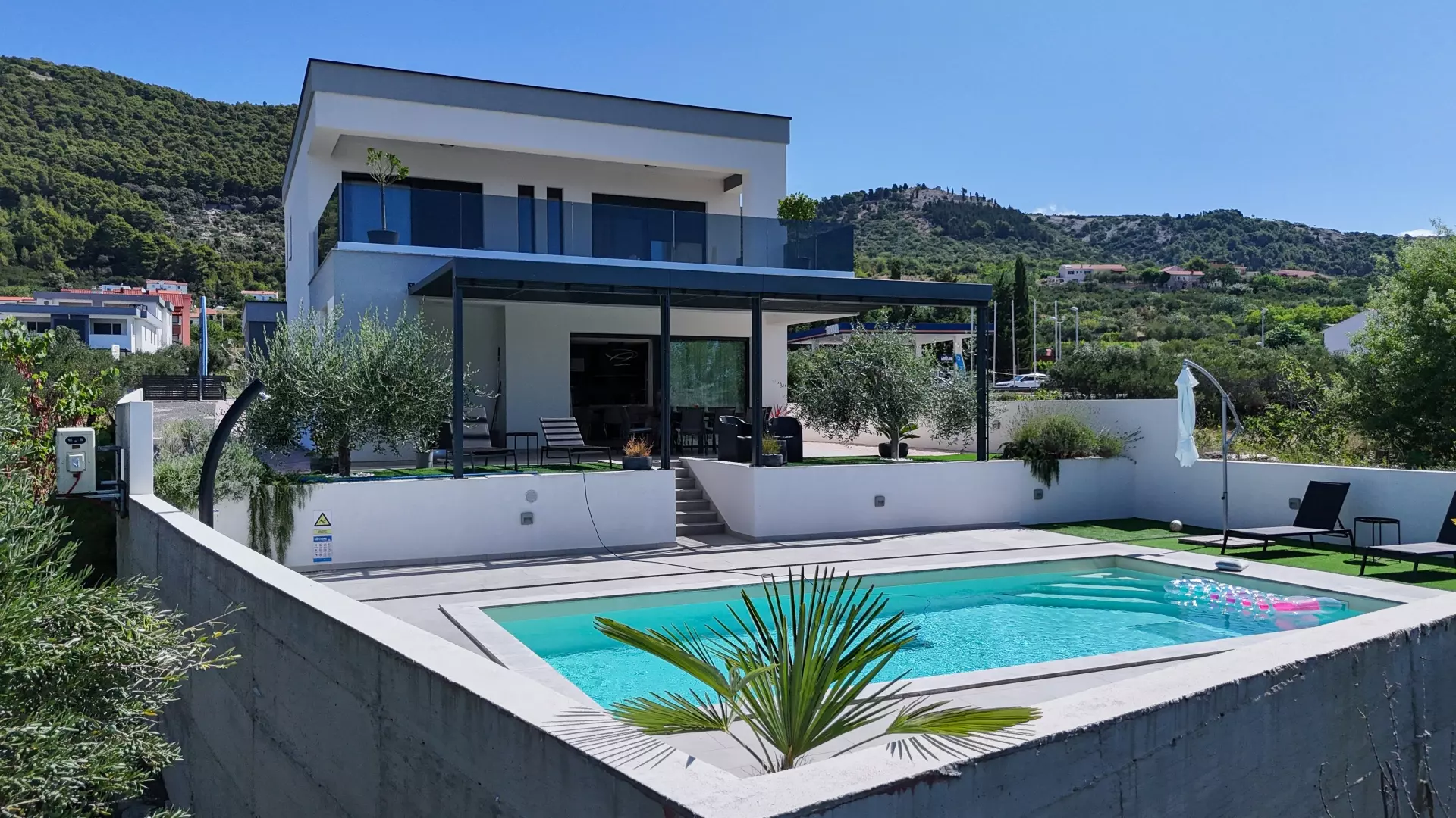 3-bedroom Villa In Banjol, Croatia (270 M²)