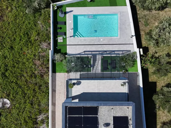 3-bedroom Villa In Banjol, Croatia (270 M²)