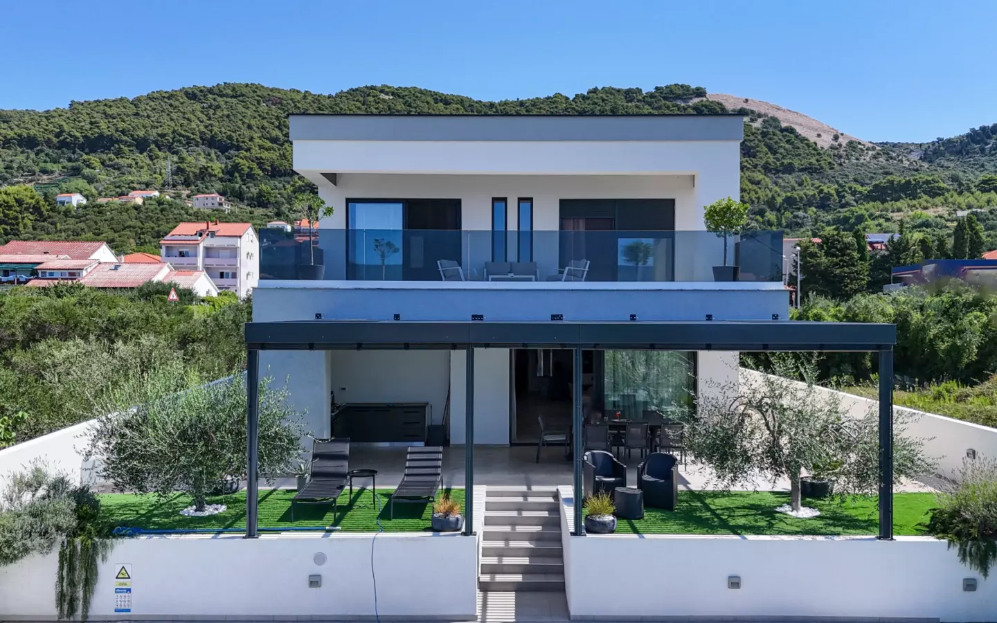 3-bedroom Villa In Banjol, Croatia (270 M²)