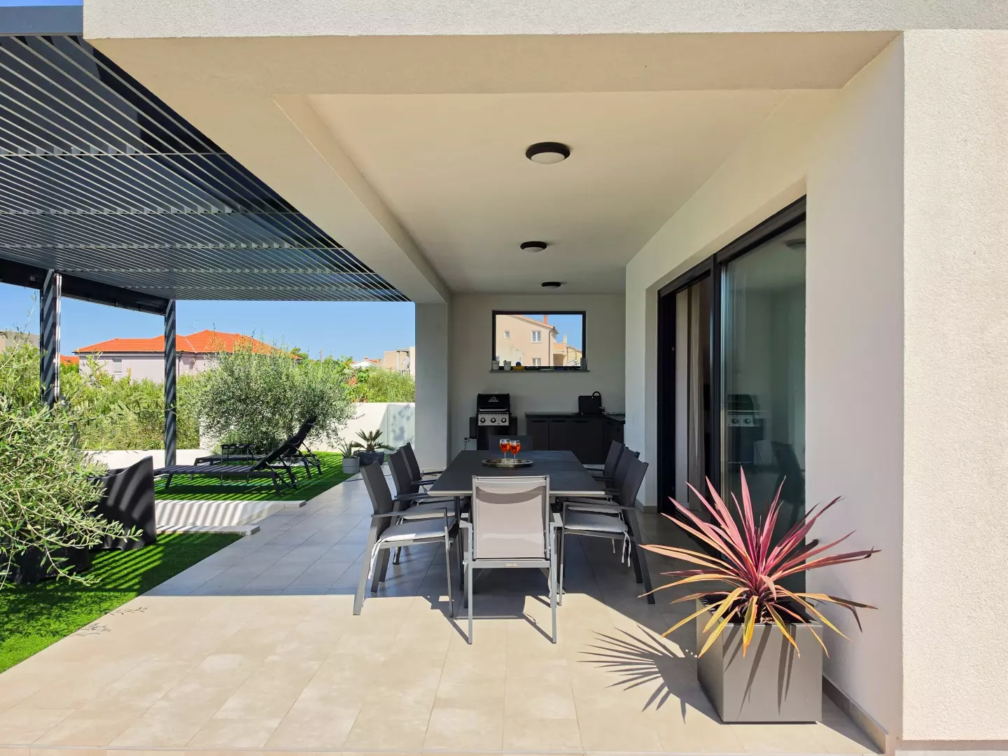3-bedroom Villa In Banjol, Croatia (270 M²)