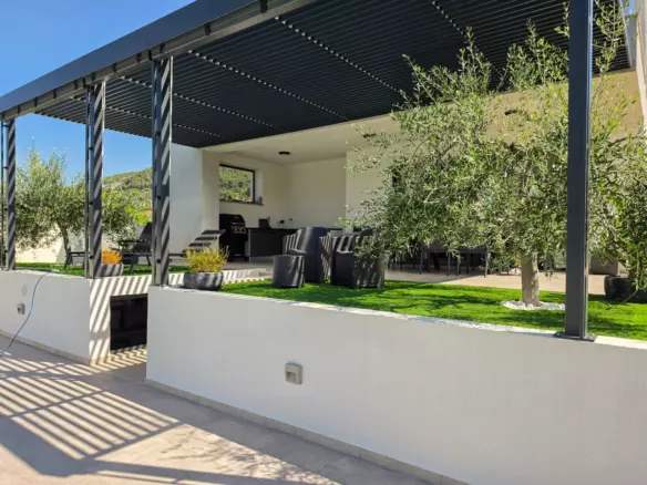 3-bedroom Villa In Banjol, Croatia (270 M²)