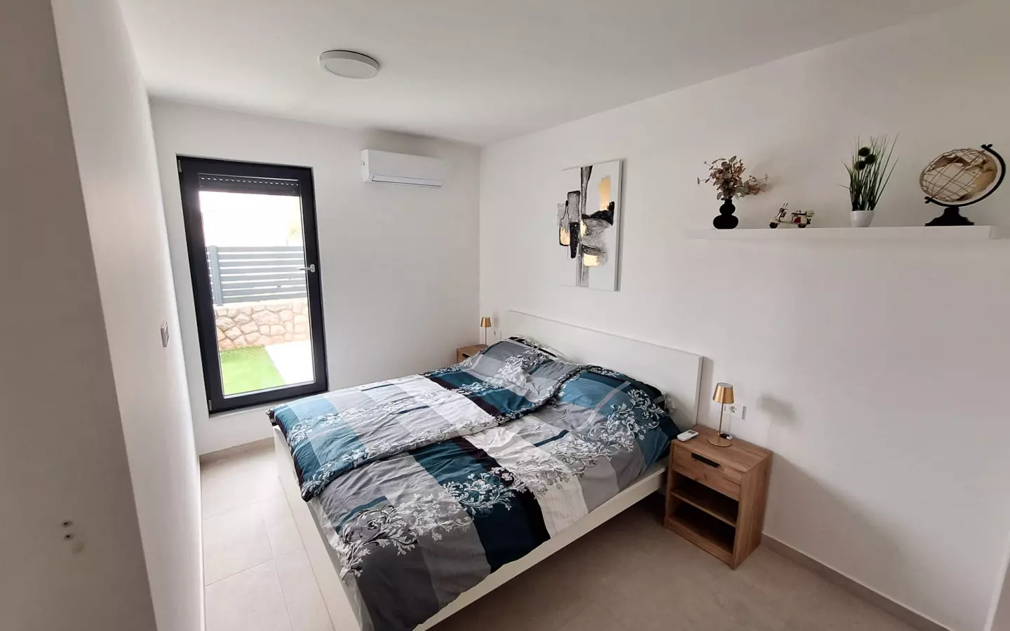 2-bedroom Apartment In Omišalj, Croatia (67 M²)