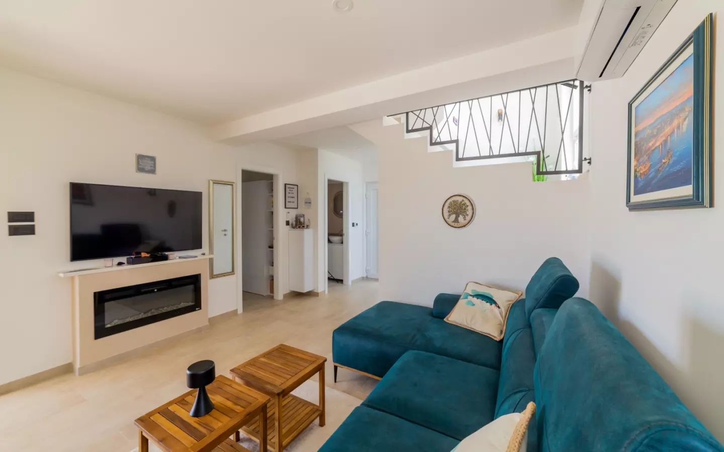 3-bedroom Villa In Vrsi, Croatia (141 M²)