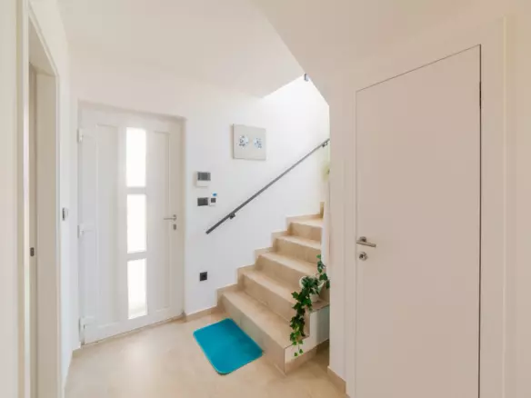 3-bedroom Villa In Vrsi, Croatia (141 M²)