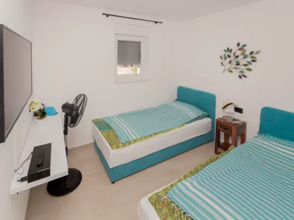 3-bedroom Villa In Vrsi, Croatia (141 M²)