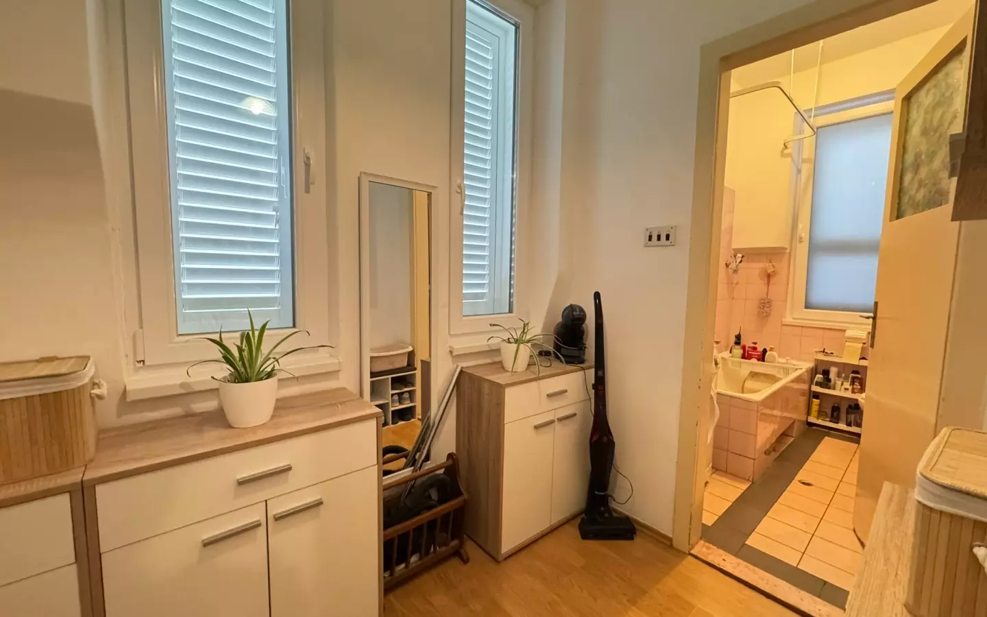 2-bedroom Apartment In Turnić, Croatia (60 M²)