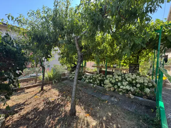 2-bedroom Apartment In Turnić, Croatia (60 M²)