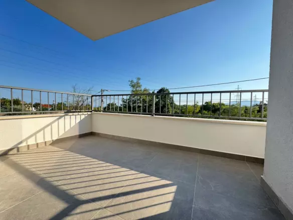 2-bedroom Apartment In Drenova, Croatia (65 M²)