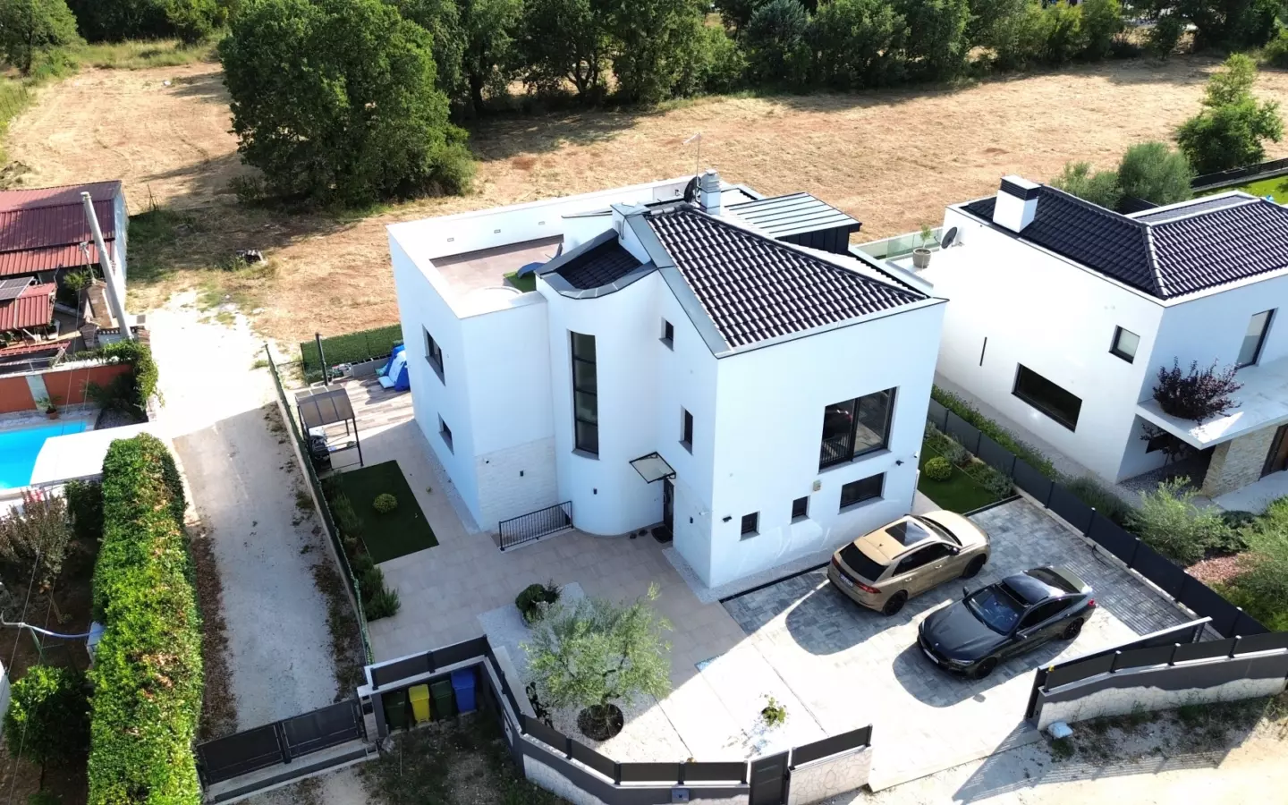 4-bedroom Villa In Kosinožići, Croatia (245 M²)