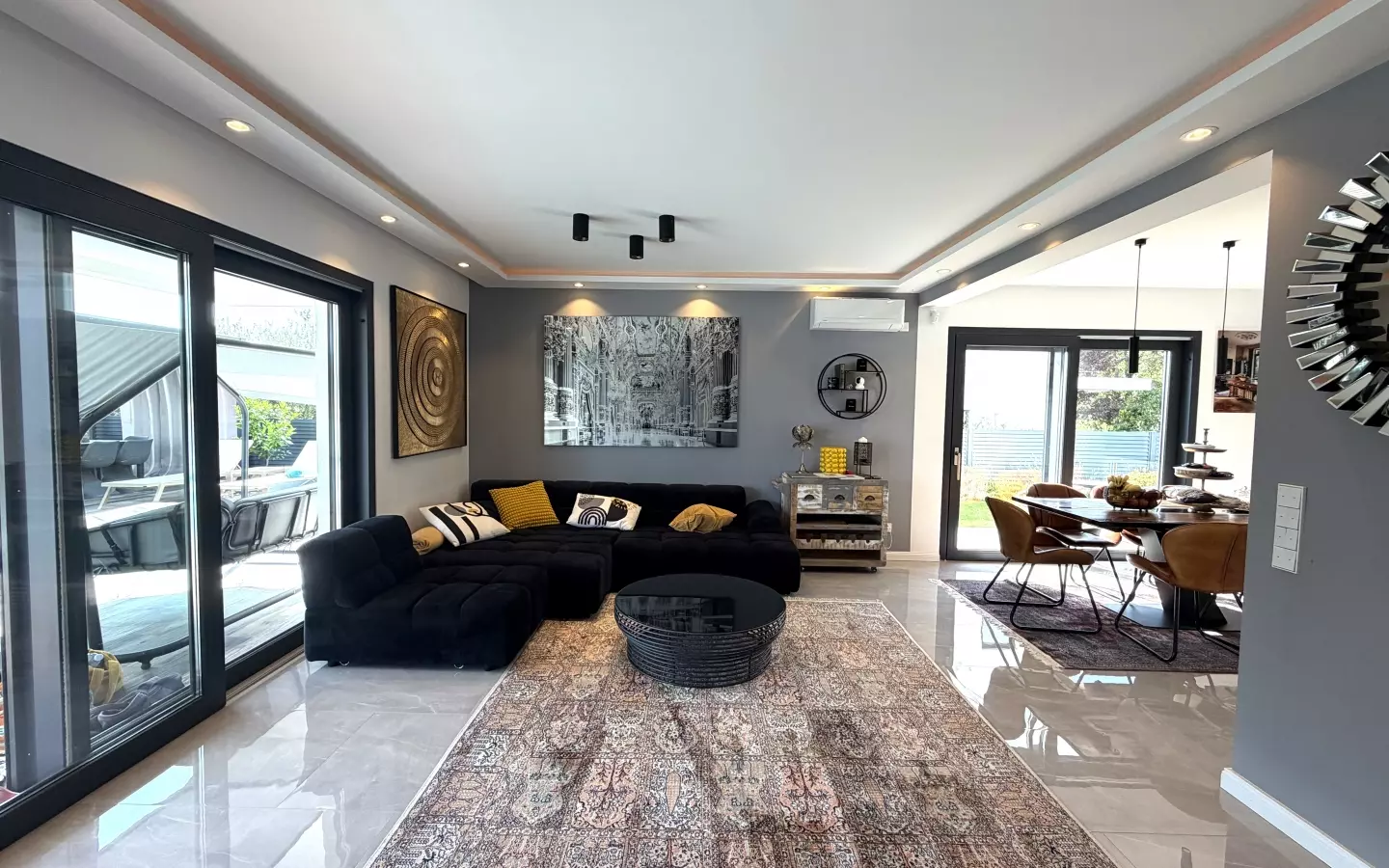 4-bedroom Villa In Kosinožići, Croatia (245 M²)