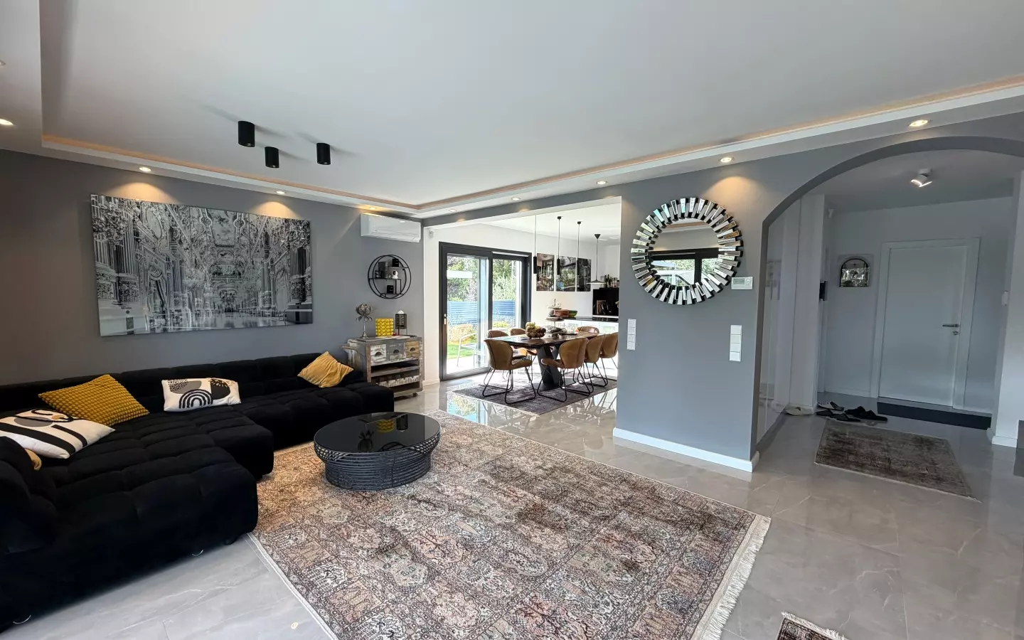 4-bedroom Villa In Kosinožići, Croatia (245 M²)