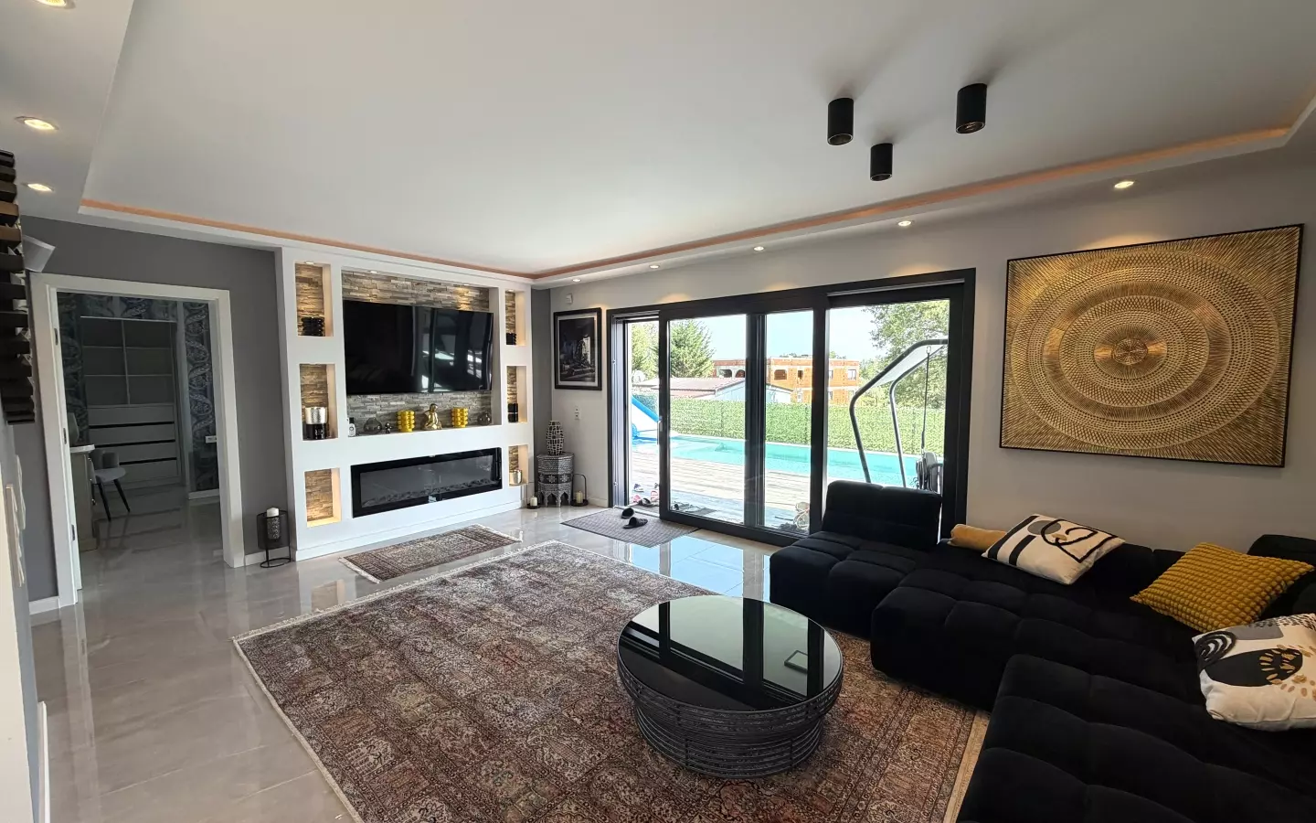 4-bedroom Villa In Kosinožići, Croatia (245 M²)