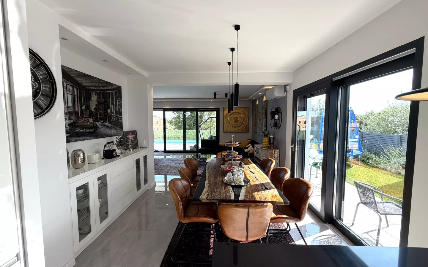 4-bedroom Villa In Kosinožići, Croatia (245 M²)