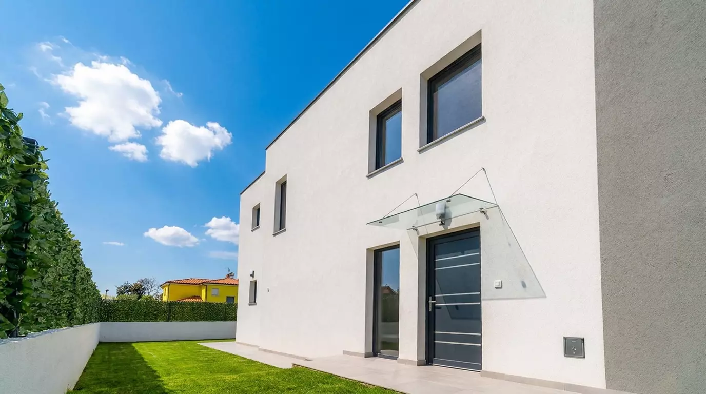 4-bedroom Villa In Poreč, Croatia (204 M²)