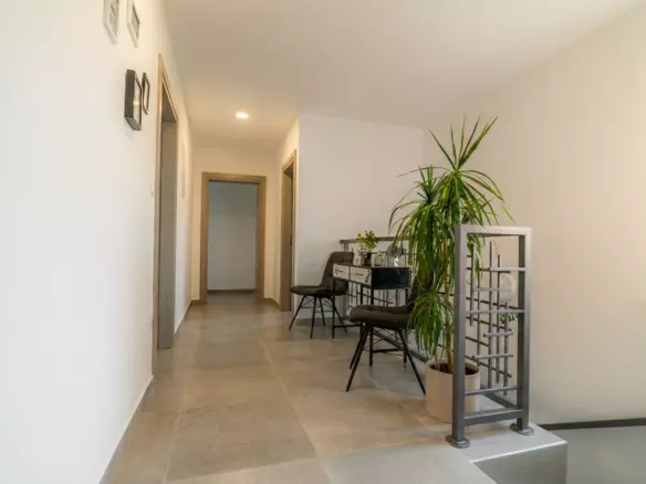 4-bedroom Villa In Poreč, Croatia (204 M²)