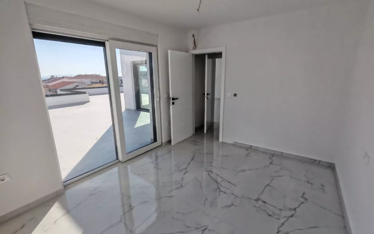 2-bedroom Apartment In Privlaka, Croatia (136 M²)