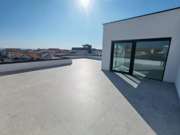 2-bedroom Apartment In Privlaka, Croatia (136 M²)