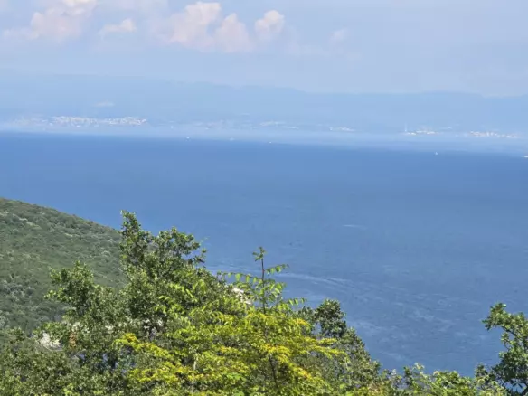 Land In Labin, Croatia (1.056 M²)