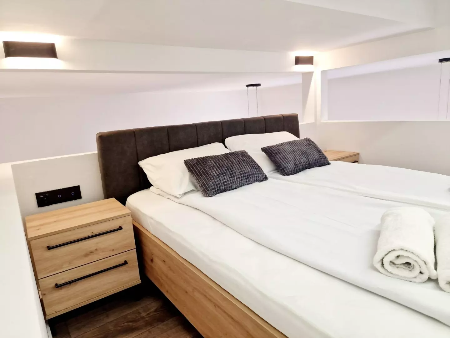 original_1785835953_3-apartmana-ulica-dolac-slika-281935640-7de873 3-bedroom Apartment In Centar, Croatia (94 M²)