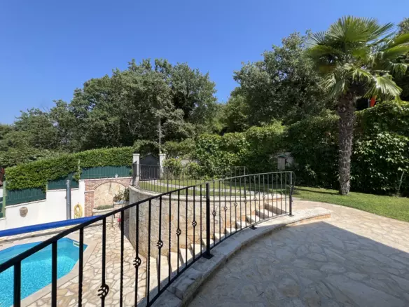 5-bedroom Villa In Poreč, Croatia (180 M²)
