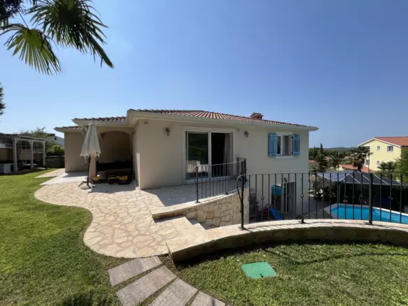 5-bedroom Villa In Poreč, Croatia (180 M²)