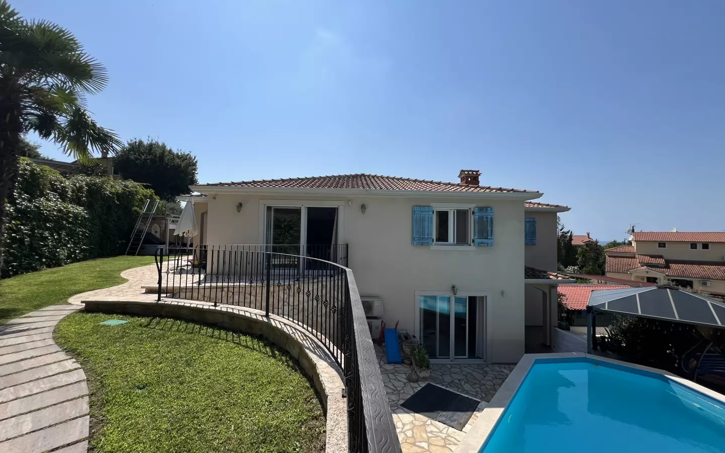 5-bedroom Villa In Poreč, Croatia (180 M²)