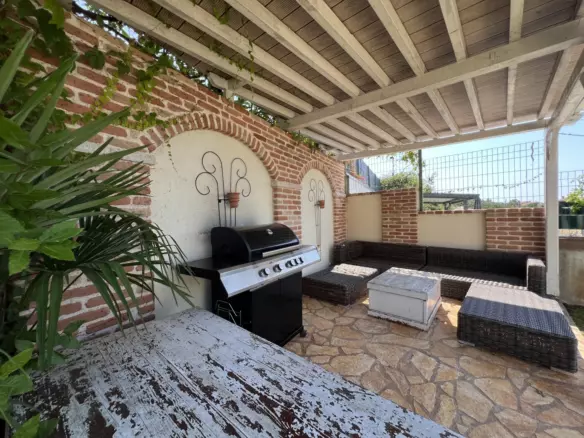 5-bedroom Villa In Poreč, Croatia (180 M²)