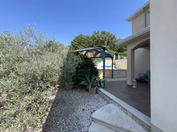 5-bedroom Villa In Poreč, Croatia (180 M²)