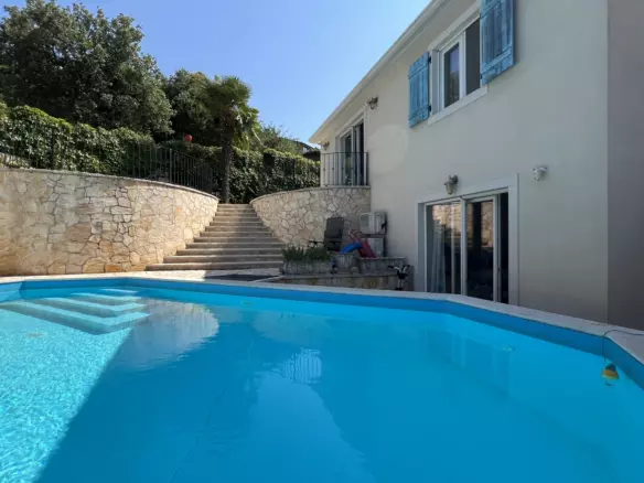 5-bedroom Villa In Poreč, Croatia (180 M²)