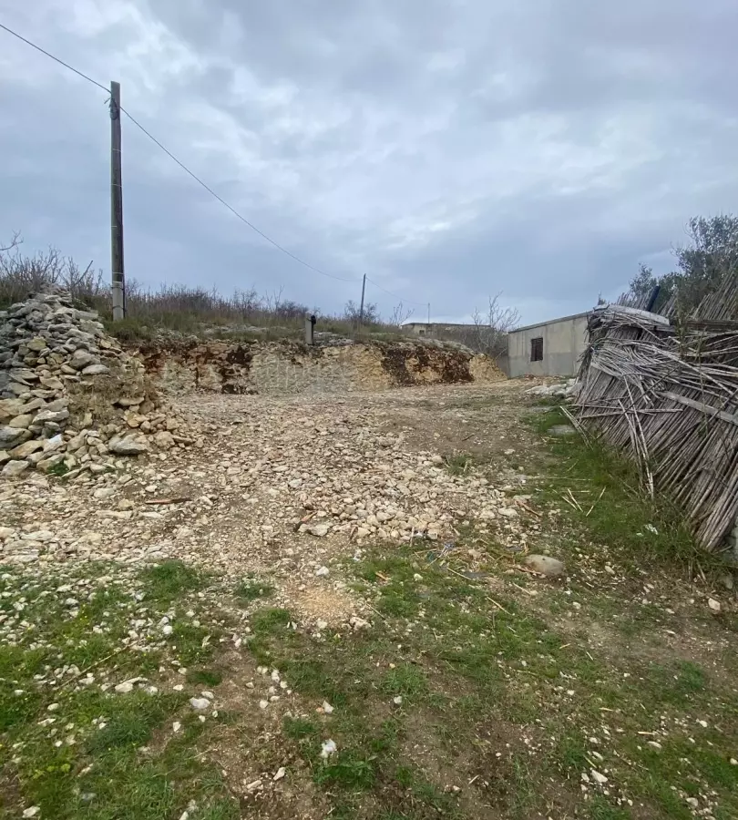 Land In Rtina, Croatia (1.392 M²)
