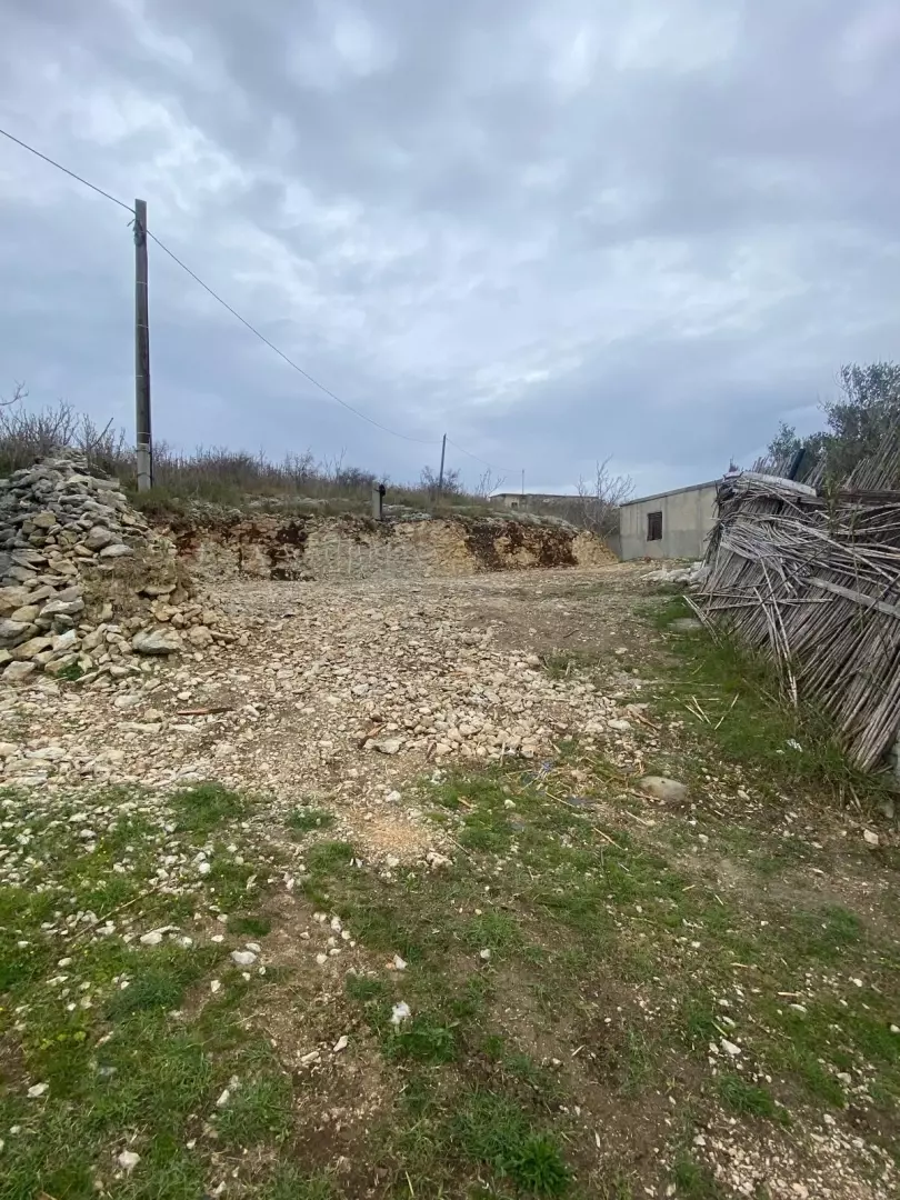 original_1786009900_ab4aa3cc-12b5-46d4-96dc-c1f492f86c1a-d96156 Land In Rtina, Croatia (1.392 M²)