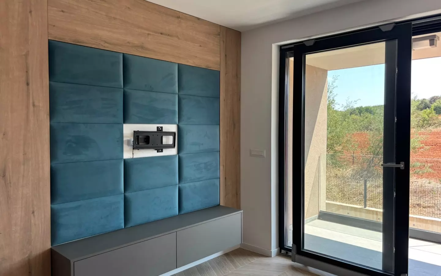 2-bedroom Apartment In Banjole, Croatia (625 M²)