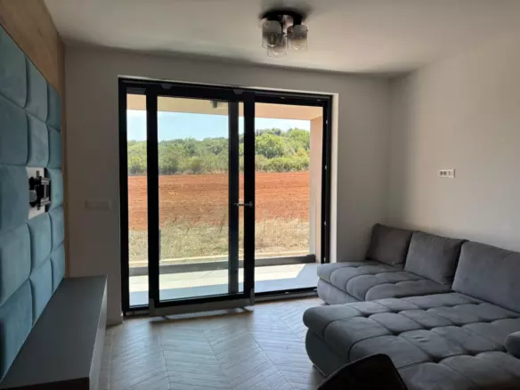 2-bedroom Apartment In Banjole, Croatia (625 M²)