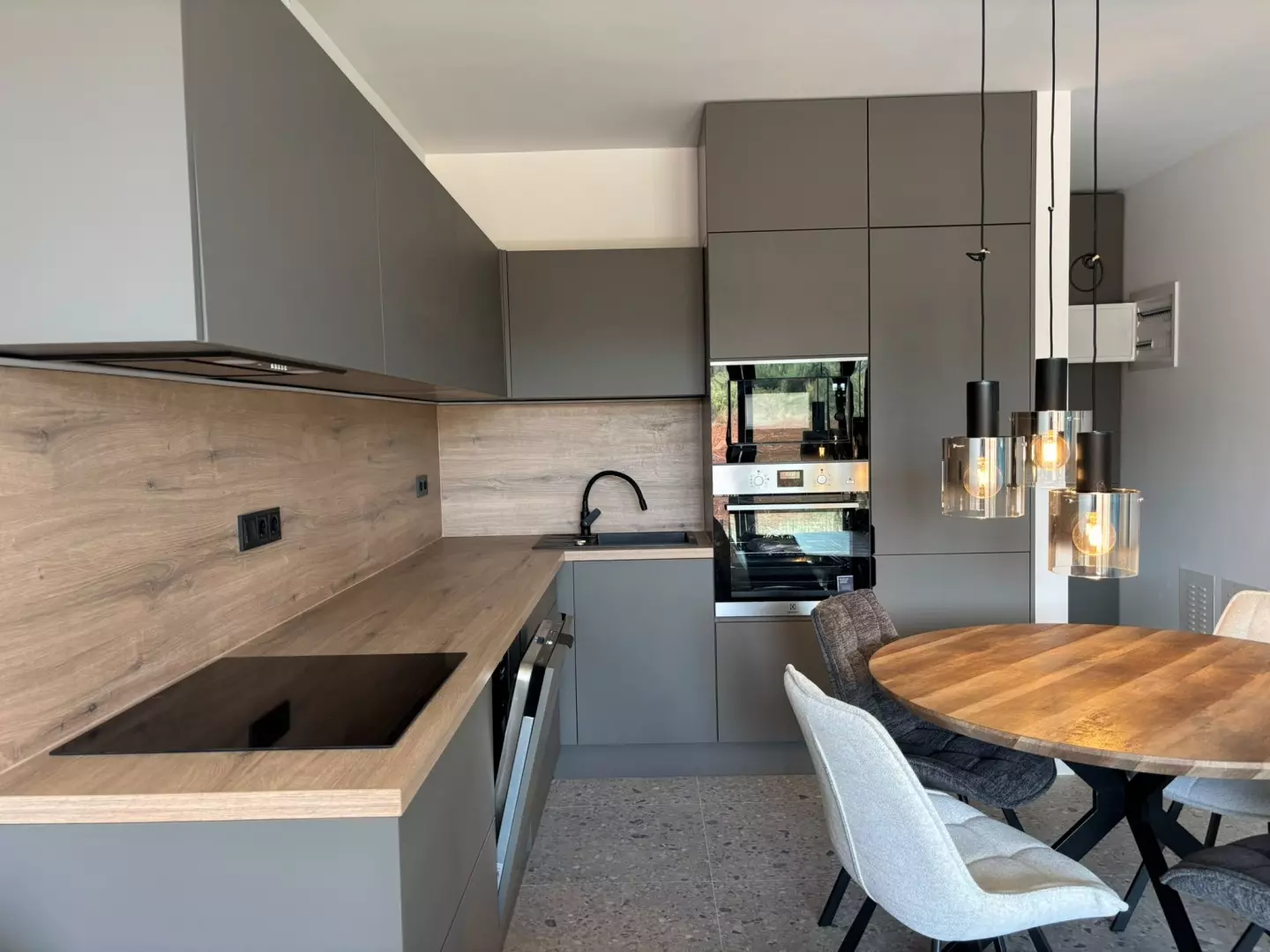 2-bedroom Apartment In Banjole, Croatia (625 M²)