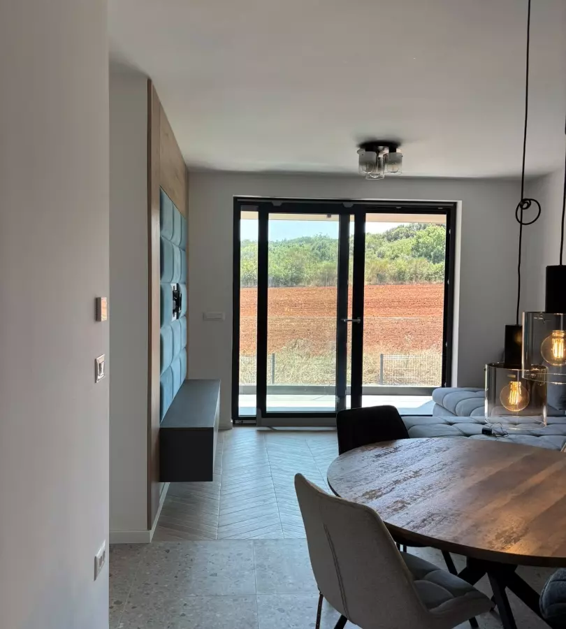 2-bedroom Apartment In Banjole, Croatia (625 M²)