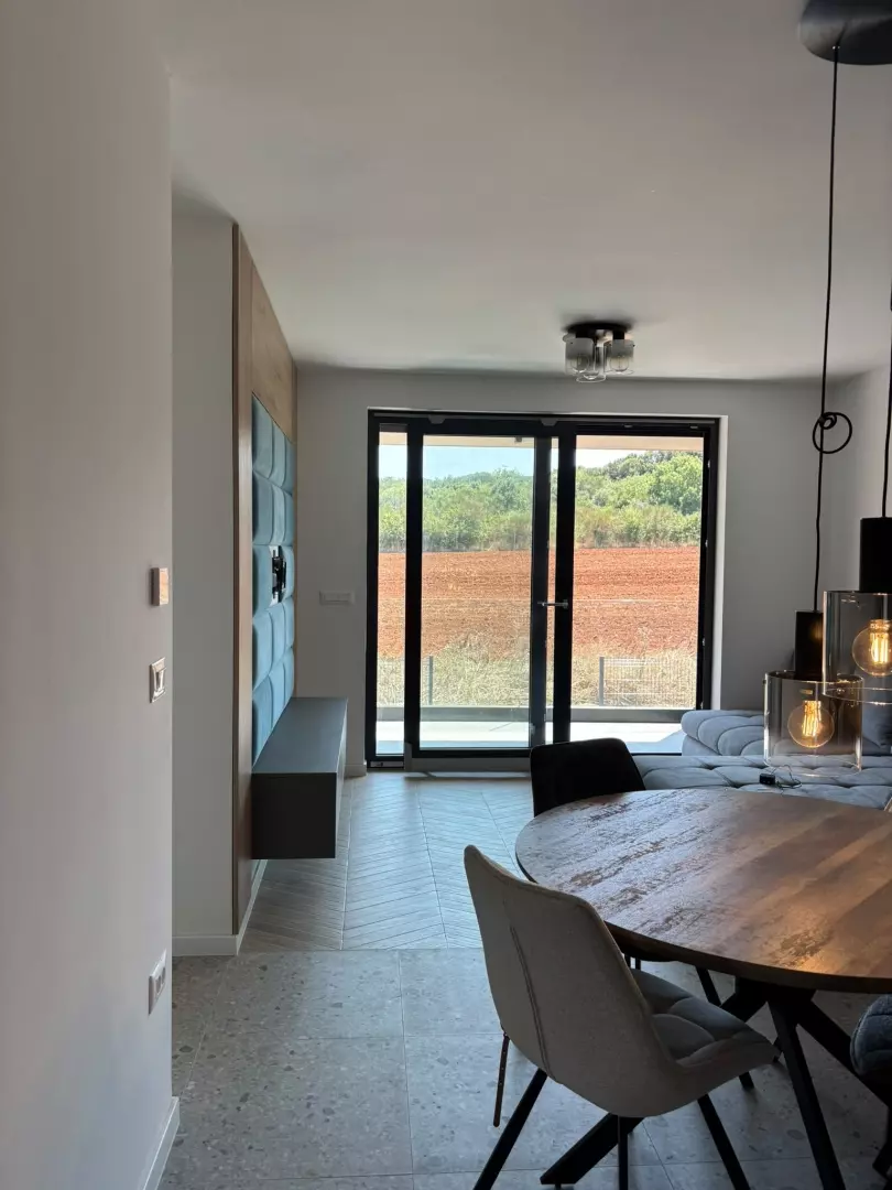 2-bedroom Apartment In Banjole, Croatia (625 M²)