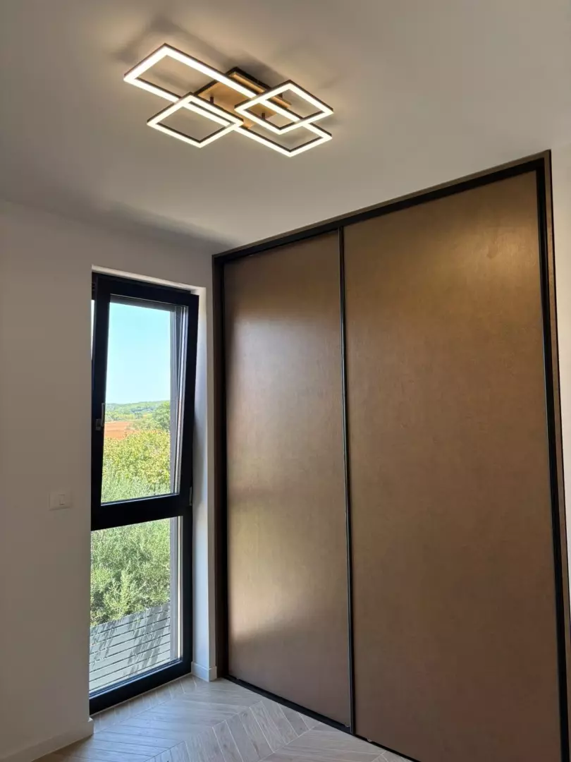 2-bedroom Apartment In Banjole, Croatia (625 M²)