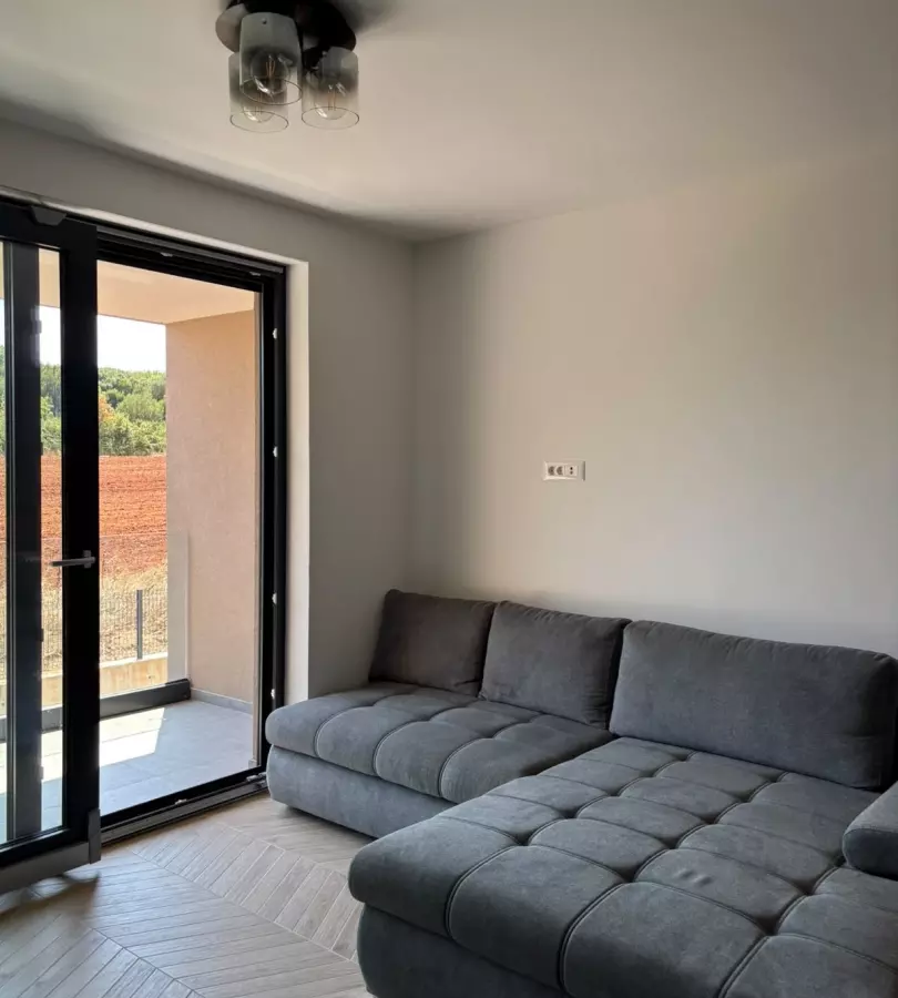 2-bedroom Apartment In Banjole, Croatia (625 M²)