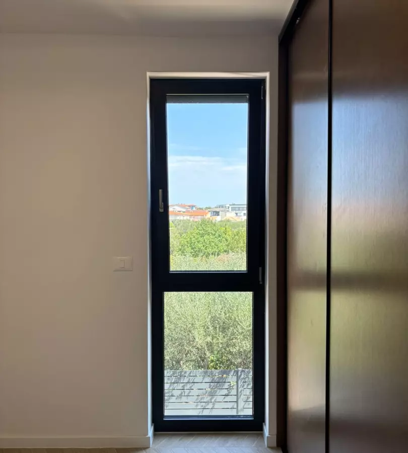 2-bedroom Apartment In Banjole, Croatia (625 M²)