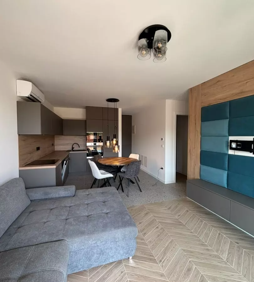 2-bedroom Apartment In Banjole, Croatia (625 M²)