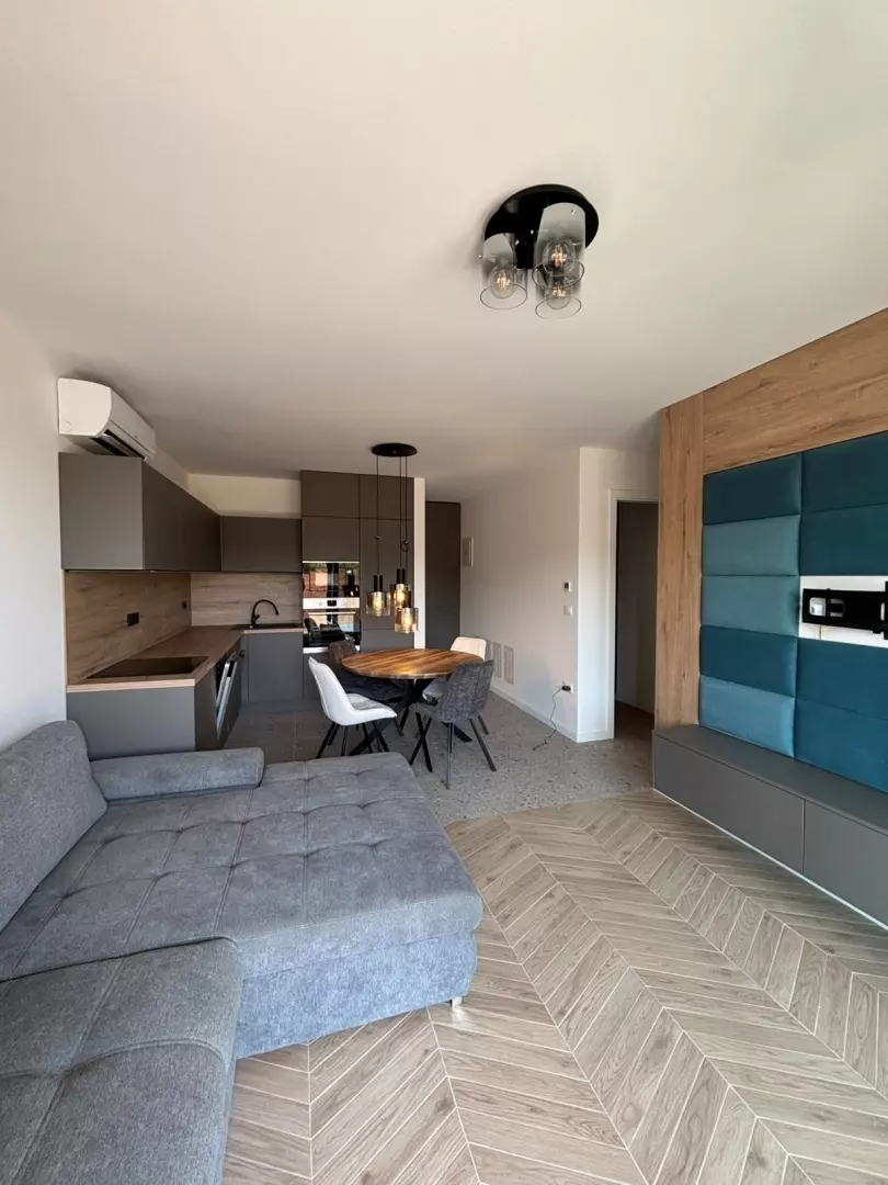 2-bedroom Apartment In Banjole, Croatia (625 M²)